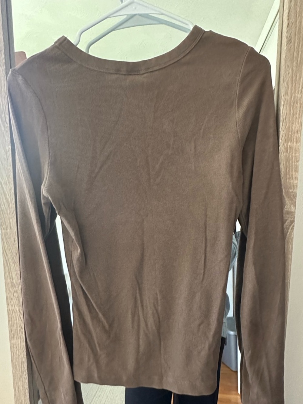 2 H&M Ribbed Long Sleeve Tops in Brown and beige layering tops - Picture 8 of 13